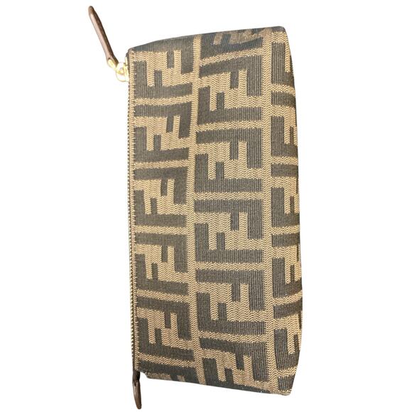 Fendi Cosmetic Pouch Women’s One Size Gold Tone Zipper One Compartment Brown - Picture 1 of 7